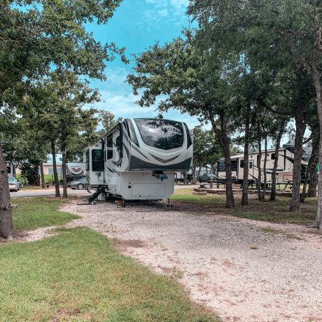 monthly RV sites at Great Escapes Austin Oaks